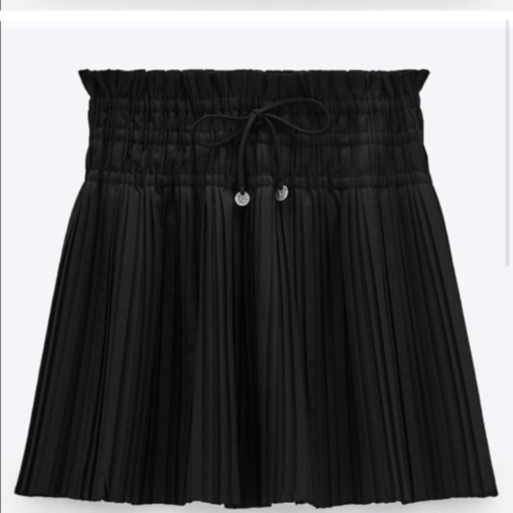 Zara Pleated Skirt With Undershorts Black Mini Size S